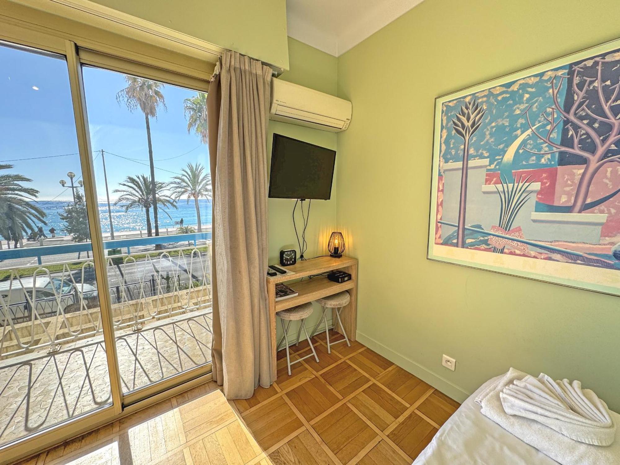 Promenade Holiday - Suffren Beach Nice Exterior foto